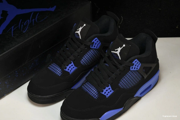 HYPE CT8527-018 Royal Black Game Jordan Retro 4 0716